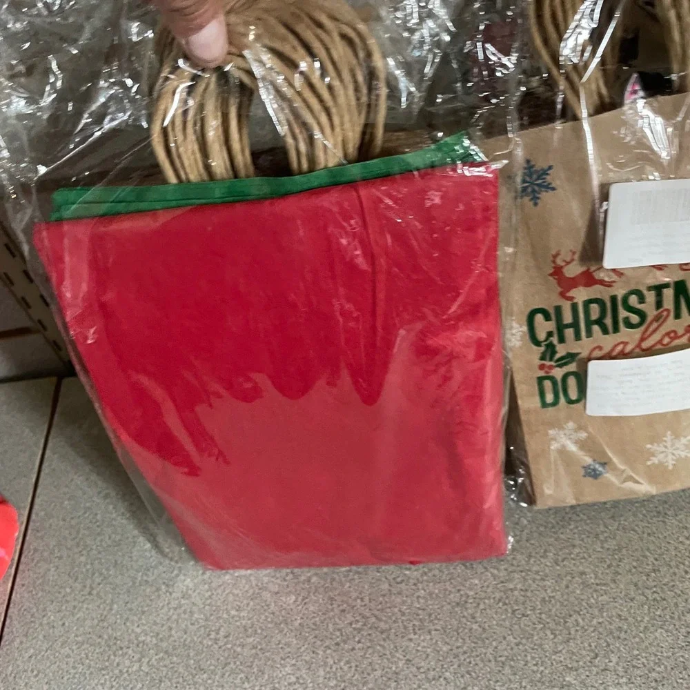 40 piece set Christmas Gift Bags Kraft‎ Paper Holiday Party Favor Treat Bags